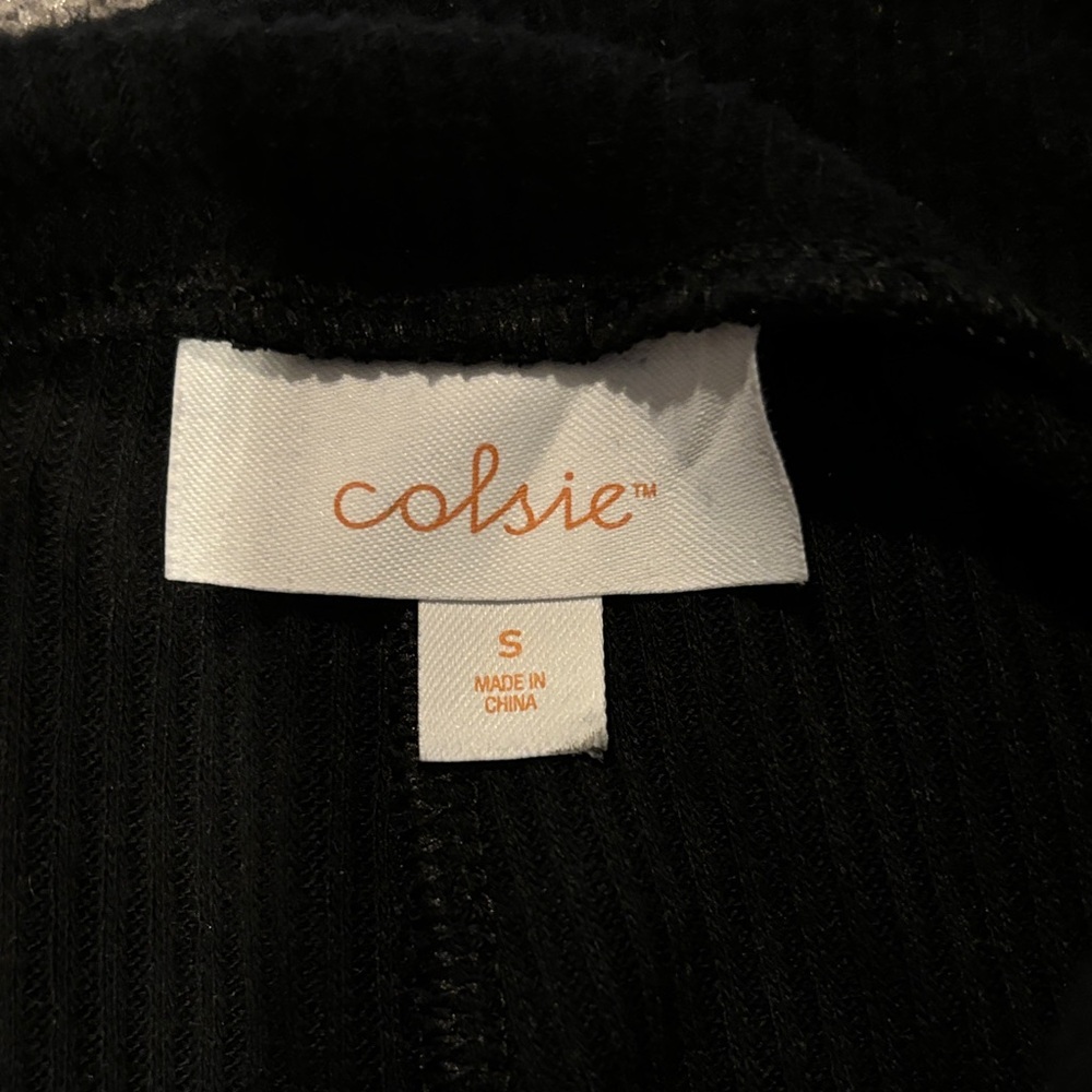 Colsie Black Ribbed Apparel - Picture 4 of 6